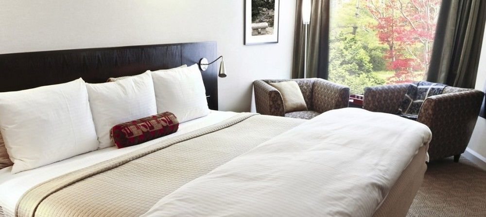 The R Inn Hotel Desborough Buitenkant foto